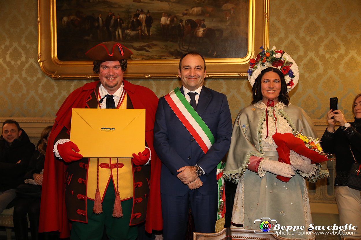 VBS_3649 - Investitura Ufficiale Gianduja e Giacometta Famija Turineisa - Carnevale di Torino 2024.jpg